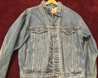 Vintage men’s Levi’s Strauss USA Jean Jacket 
