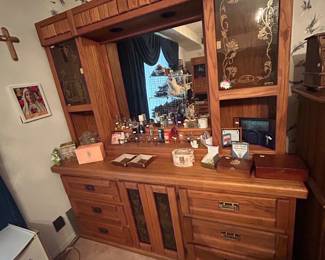 Matching dresser to headboard - oakwood brand