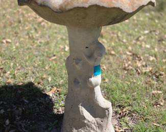 Concrete bird bath 