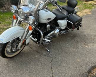 Harley Davidson Motorcycle - 2012 Road King - 21,281 Miles