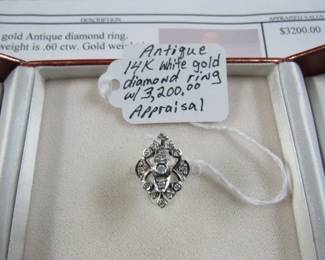 Antique 14K Diamond Ring