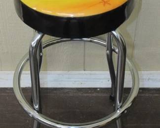 Classic Car Shop Stool