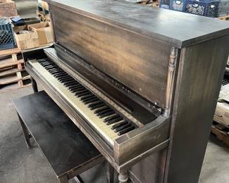 vintage Story & Clark / Hampton piano