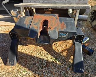 5th wheel hitch