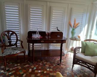 FINE ANTIQUE SHERIDAN SERVING TABLE, VARIETY OF CHAIRS