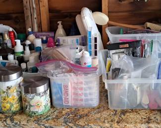 PERSONAL CARE AND BATH ITEMS