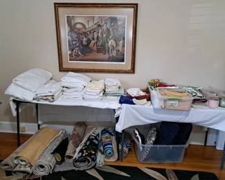 RUGS, BED LINENS, NAPKINS, PILLOWS