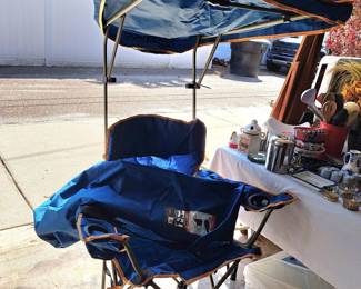 FOLDING CHAIR WITH SUN SHADE AND CARRY BAG
