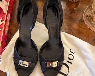 Dior authentic sz 9