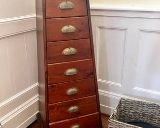 7 DRAWER STORAGE