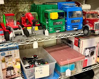 TOYS