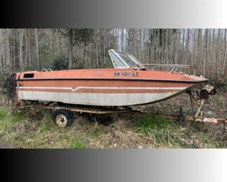 1974 Larson’s 650 Shark Sp. Ed. Fiberglass Motor Boat & Trailer
