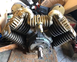 Twin‑Cylinder Air Compressor Pump – V‑Style Cast Iron Unit