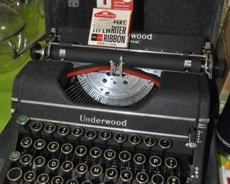 Wonderful Underwood Typewriter 
