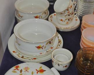 Jewel Tea Autumn Leaf