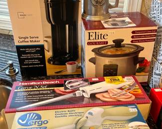 Electric Knife, Single Serve Coffee Maker