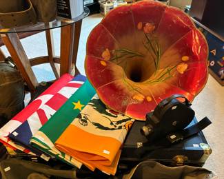 Tulip Phonograph Horn