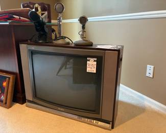 Sony Triniton KV-2791R Vintage CRT TV