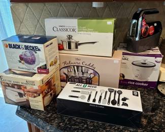 Black & Decker Chopper, Electric Knife Sharpener, Kitchen Utensils, Flatware Caddy