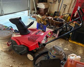 Troy Bilt Snow Blower