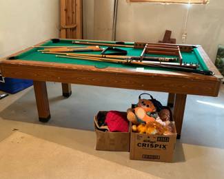 Sportscraft Pool Table Set