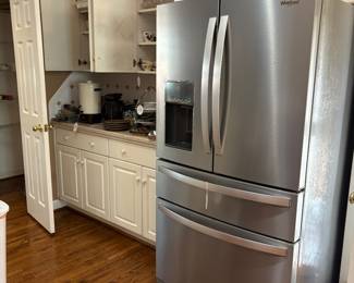 Whirlpool refrigerator /Freezer combo