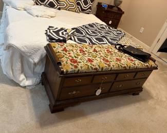 Lane cedar chest, king-size mattress, Z-Gallery duvet (two available) yellow one and black one with geometric designs. Coordinating pillows available. 