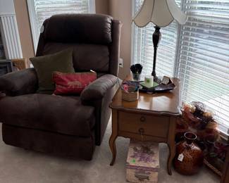La-Z-Boy recliner in perfect condition. Pair of solid wood end tables with storage drawers