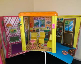 Vintage 1973 Barbie Country Living Home Playset