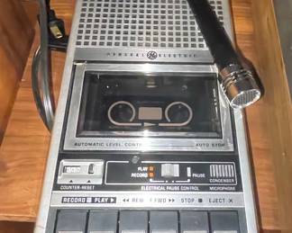 Vtg General Electric Portable Cassette Recorder with Microphone