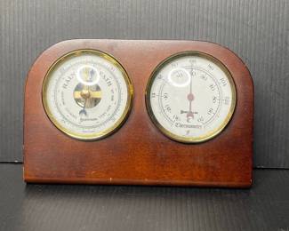 Benchmark Barometer and Thermometer Set