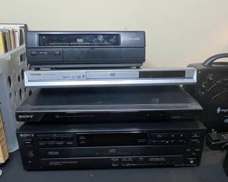Vtg Craig VHS Player, Toshiba DVD Player, Sony DVD Player, Sony CD Player