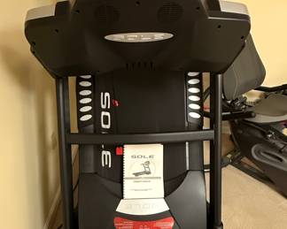 Sole F63 Motorized Treadmill