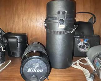 Nikon AF Macro Zoom Lens