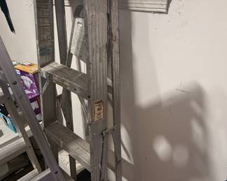 Werner SAF-T-MASTER Model 365 Aluminum Ladder