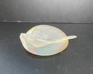 Mother of Pearl Caviar Plate with Spoon