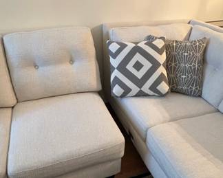 Fusion Furniture Inc. B Sugarshack Glacier Piece Sectional Sofa third image