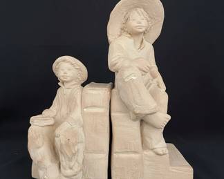 Austin Sculpture Bright Eyes Collection The Little Dreamer Bookends