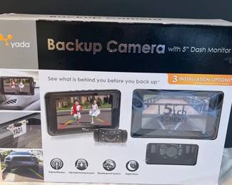 Yada New in Box Backup Camera * 5" Dash Monitor