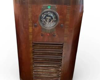 Antique Grunow Floor All Wave Radio * Powers On!