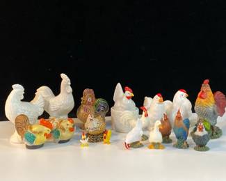 Various Unique Rooster and Hen figurines *Salt & Pepper Shakers