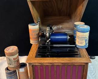 Thomas Edison Amberola Model 30 in gorgeous Oak Box * Working! * 7 Celluloid Records