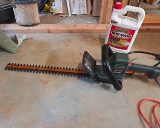 Black and Decker Hedge Trimmer