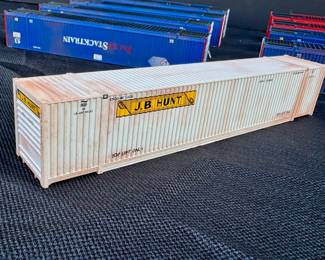 HO SCALE "JB HUNT" INTERMODAL CONTAINER