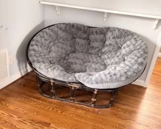 Double papasan chair with gray cushion
