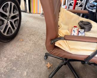 Adjustable office desk chair and garage miscellaneous