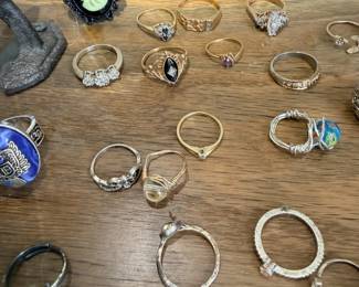 Vintage cameo ring and assorted rings collection
