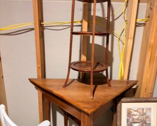 Tiered metal and wood round display shelf