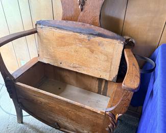 Hall tree lift-top storage seat detail