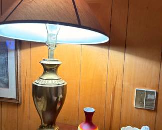 Vintage brass table lamp with shade, decorative vases and figurine